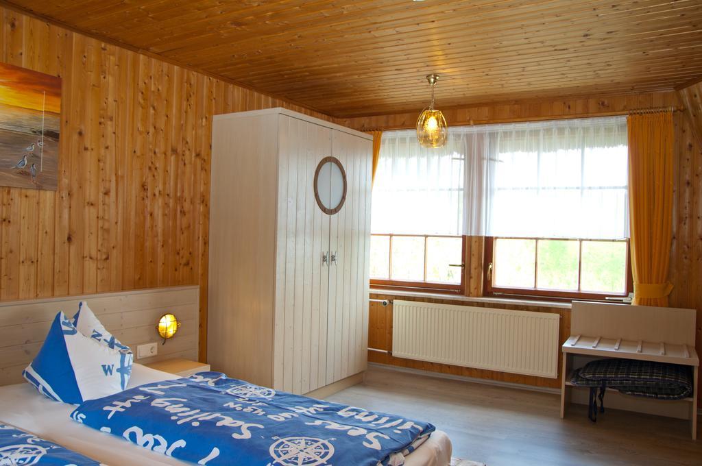Ferien Unterm Reetdach In Goehren Goehren (Ruegen) Ngoại thất bức ảnh