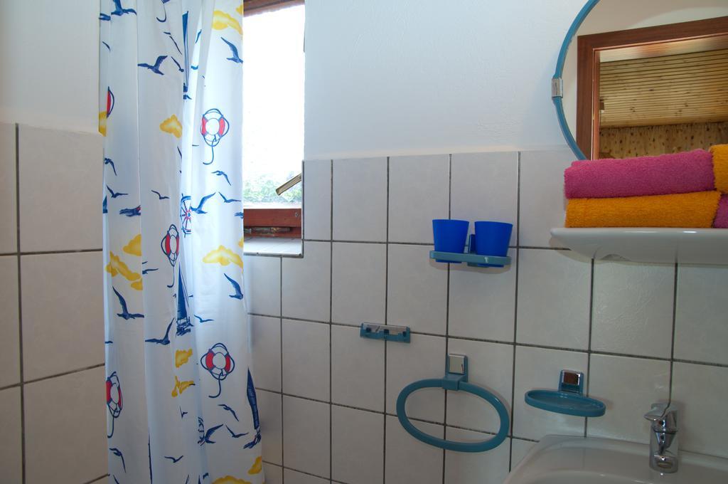 Ferien Unterm Reetdach In Goehren Goehren (Ruegen) Ngoại thất bức ảnh