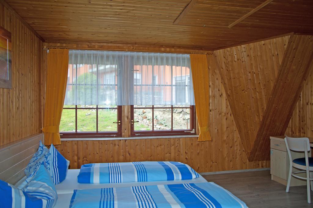 Ferien Unterm Reetdach In Goehren Goehren (Ruegen) Ngoại thất bức ảnh